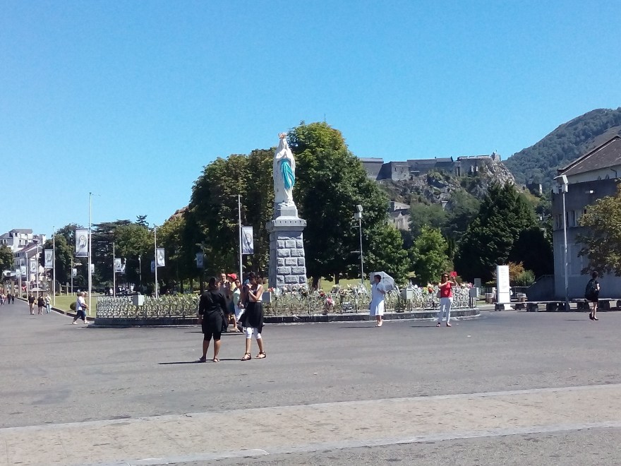 Our-Lady-Lourdes-2016-SEEBernadettePg